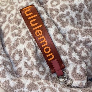 lululemon never lost key chain